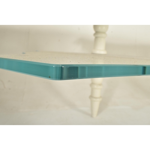 446 - A contemporary high end design white painted wood & glass display shop table counter. The table ... 