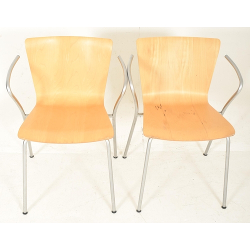 466 - Vico Magistretti for Fritz Hansen - Vico Duo - A set of eight retro late 20th century circa 1998 Dan... 