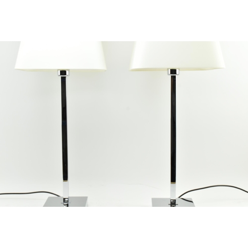 495 - Chelsom - a pair of vintage high end design chrome squared desk bedside lamps. Each table lamp of sq... 