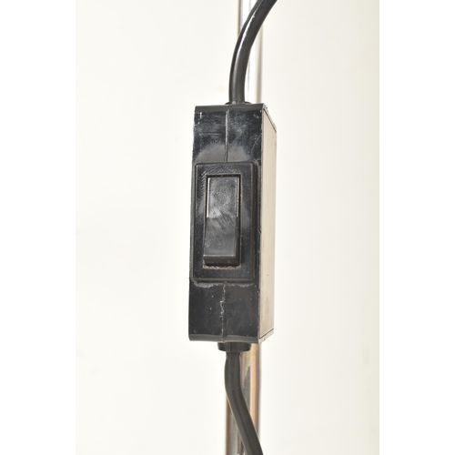 499 - Ronald Holmes for Conelight - a vintage 20th century floor standing adjustable lamp. The lamp light ... 