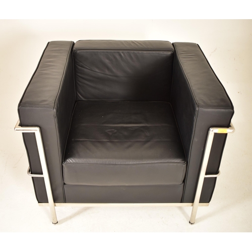 508 - After Le Corbusier - LC2 style model - A retro late 20th century leatherette & chrome reception ... 