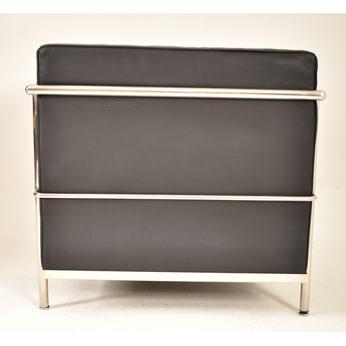 508 - After Le Corbusier - LC2 style model - A retro late 20th century leatherette & chrome reception ... 