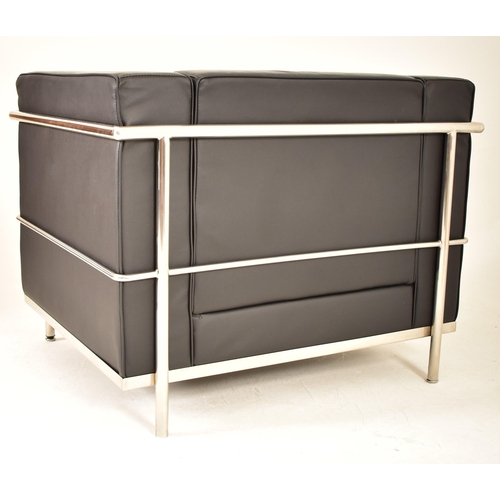 508 - After Le Corbusier - LC2 style model - A retro late 20th century leatherette & chrome reception ... 