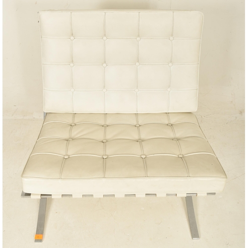 55 - After Ludwig Mies Van der Rohe & Lilly Reich - Barcelona Chair & Footstool - a contemporary ... 