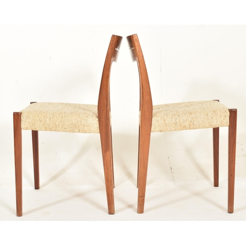 553 - Svegards Markaryd - a set of four vintage Swedish design mid century dining chairs. Each chair with ... 