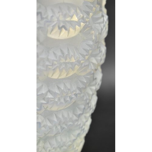 91 - Rene Lalique - Guirlandes Vase - an early 20th century 1930s French opalescent centrepiece vase, No.... 