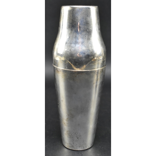 93 - A French Art Deco 1930s Boston style silver plated cocktail shaker. The drinks shaker featuring curv... 