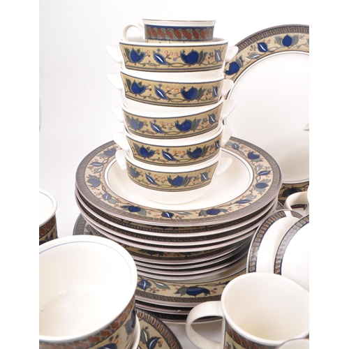 112 - Mikasa - A vintage 20th century Mikasas MK222 Itaglio Arabella stoneware dinner service. The service... 