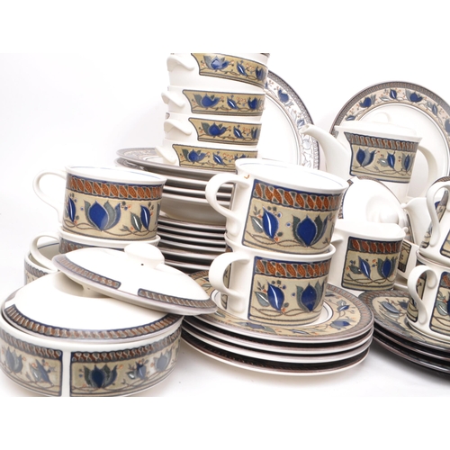 112 - Mikasa - A vintage 20th century Mikasas MK222 Itaglio Arabella stoneware dinner service. The service... 