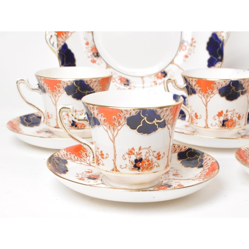 119 - Wetley - Early 20th century English bone china tea service pieces, in an imari-style design. Compris... 