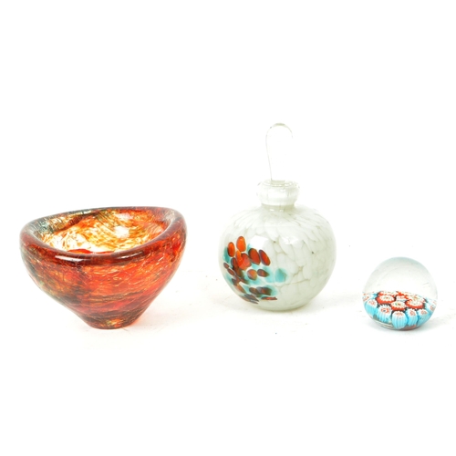 156 - A collection of three vintage late 20th-century glass pieces, comprised of a Mdina glass perfume bot... 