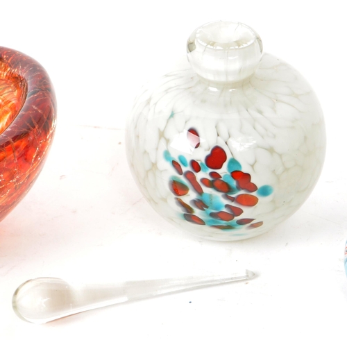 156 - A collection of three vintage late 20th-century glass pieces, comprised of a Mdina glass perfume bot... 