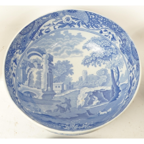 168 - Spode - Italian - A collection of 20th century Copeland Spode 'Italian' pattern china to include a c... 