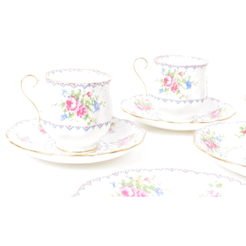 169 - Royal Albert - Petite Point - A 20th century bone china Royal Albert part tea service in the Petite ... 