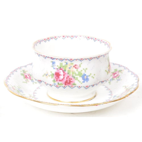 169 - Royal Albert - Petite Point - A 20th century bone china Royal Albert part tea service in the Petite ... 