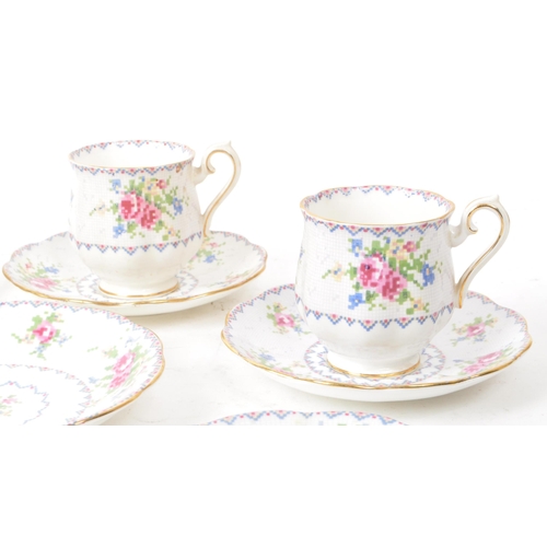 169 - Royal Albert - Petite Point - A 20th century bone china Royal Albert part tea service in the Petite ... 