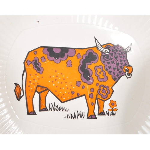 174 - Staffordshire - Beefeater - A collection of six vintage 1970s English Ironstone Pottery ltd for Beef... 