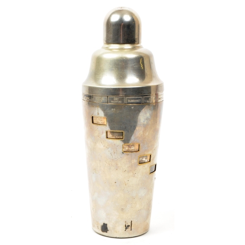 209 - Napier - A vintage 1930s art deco American silver plated cocktail shaker. Featuring a rotating inner... 