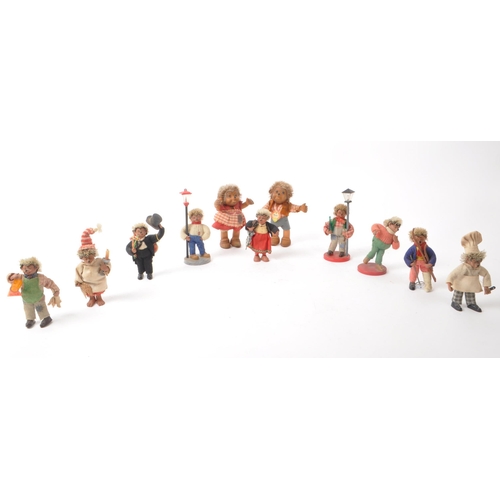 252 - Steiff - A collection of eleven vintage 1960s Austrian 'Peter' and 'Macki' rubber hedgehog figures. ... 