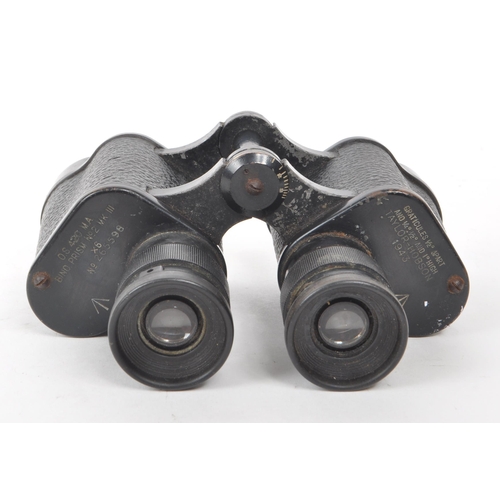 300 - Taylor-Hobson - A pair of 1943 binoculars, bino prism no. 2 MK III, numbered 265598 and etched with ... 