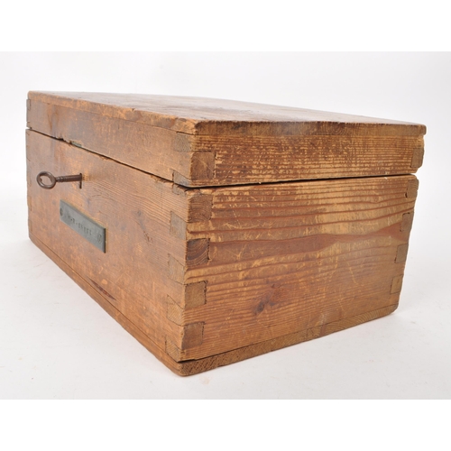 369 - A 19th century pine sailors ditty box, featuring a brass two hinged lid, lock and key, and brass pla... 