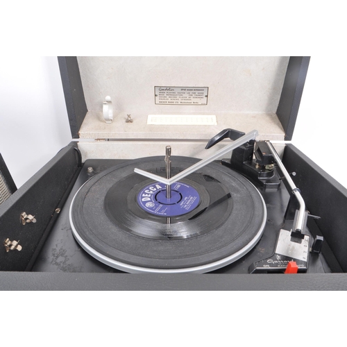 424 - Hacker - A vintage 20th century vinyl turntable record player and speaker. Amplifier loudspeaker uni... 