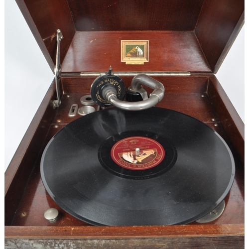 434 - A vintage HMW 'His Master's Voice' 1920s wind-up gramophone no. 4, housed in an oak case, with a hin... 