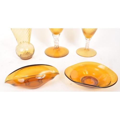 453 - Five mid 20th century retro orange glass vases / goblets, comprised of two believed to be Italian Em... 