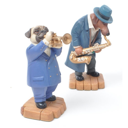 6 - Robert Harrop - A collection of five 1980s Doggie People figurines, to include: DP144 'The King' Cha... 