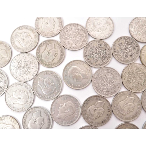 521 - A large collection of early 20th century British .500 silver circulated currency Half Crown coins. T... 