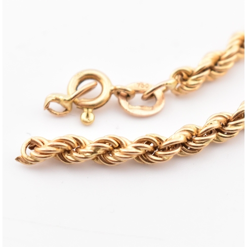 266 - A hallmarked 18ct gold twisted rope chain bracelet AF. The 18ct yellow gold rope twist chain bracele... 