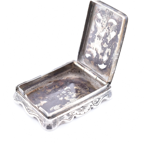 35A - 19th century silver vinaigrette pendant. Hallmarked Birmingham 1870. Weight 10.6g. Measures 3.3cm. A... 