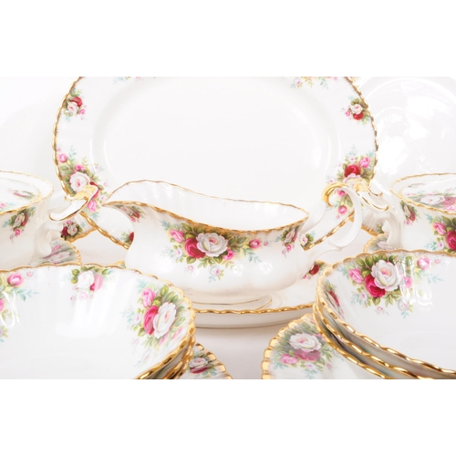 10 - Royal Albert - Celebration - Late 20th century bone china part dinner service, including two tureens... 