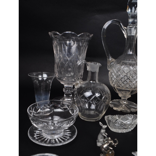 152 - Collection of late 20th century glass wares and Swarovski ornaments. Examples including Stuart cryst... 