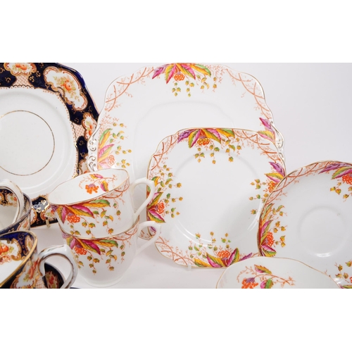 180 - Royal Albert - An early 20th century Royal Albert Imari pattern bone china 21 piece part tea service... 