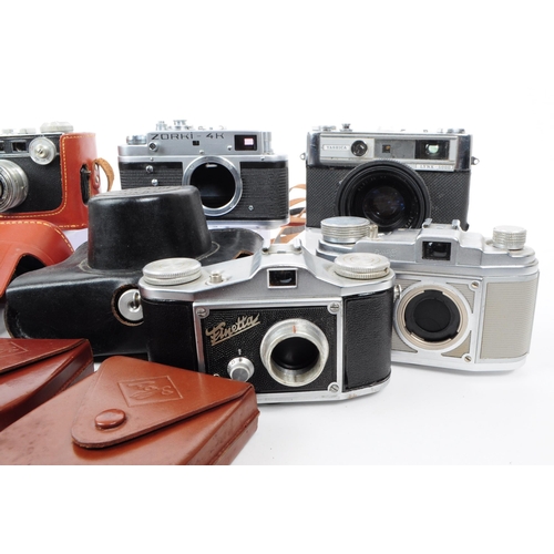 236 - A collection of vintage 20th century 35mm rangefinder and viewfinder cameras. The collection to incl... 