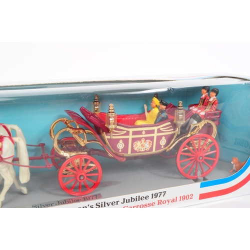 376 - Corgi - Two 1977 Silver Jubilee diecast 1902 State Landau figures. Housed within their original boxe... 