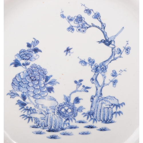 8 - An 18th century Chinese export blue and white porcelain octagonal plate, featuring a transfer design... 