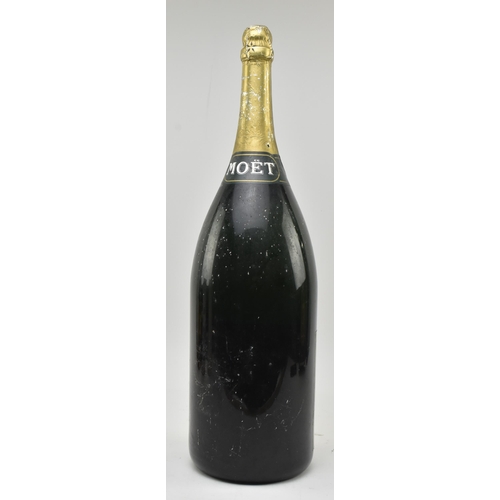 175 - Moet & Chandon, Epernay, Dry Imperial, 1978, 600cl. Seal appears intact. Full. (1)(Bottle measur... 