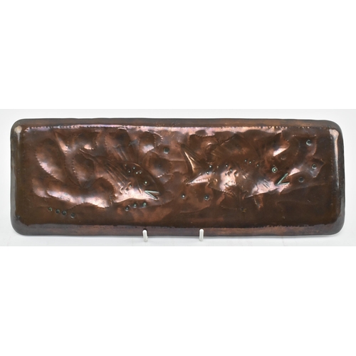 89 - Cornish Copper - an Arts and Crafts believed Newlyn hand embossed copper trinket / pen tray. The tra... 