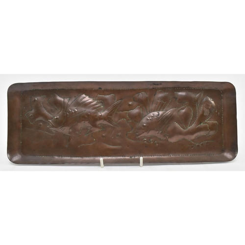 89 - Cornish Copper - an Arts and Crafts believed Newlyn hand embossed copper trinket / pen tray. The tra... 