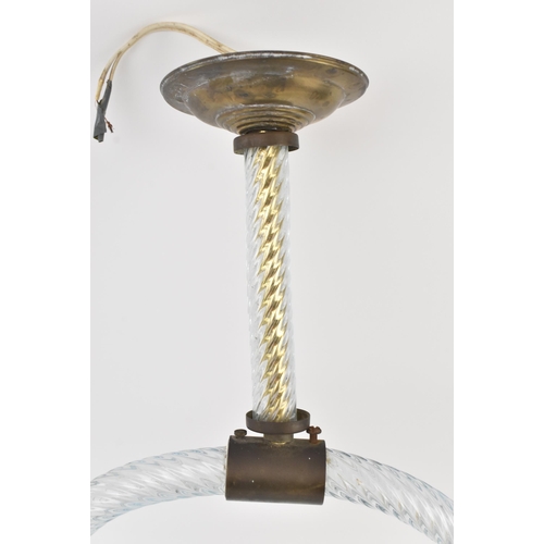 305 - Barovier & Murano - A mid 20th century Italian design glass pendant ceiling light. The lamp feat... 