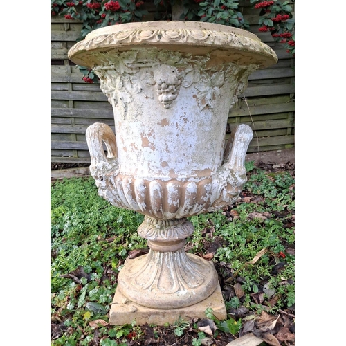 359 - A Medici inspired composite stone garden outdoor campana urn / vase. The campana urn having a gadroo... 