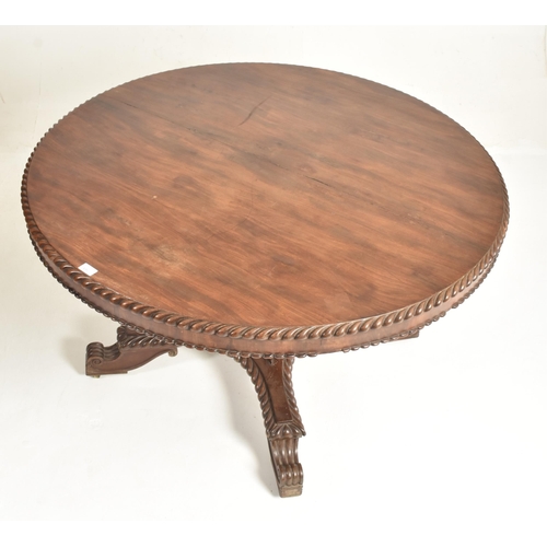 436 - A William IV 19th century mahogany circular loo breakfast table. The table having a circular top wit... 