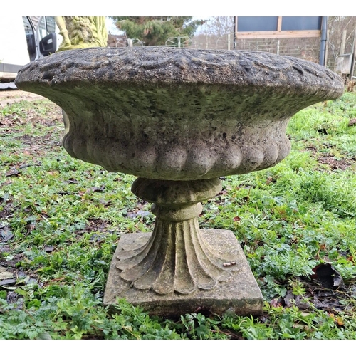 443 - A large 20th century composite stone garden outdoor birdbath planter. The birdbath having a circular... 