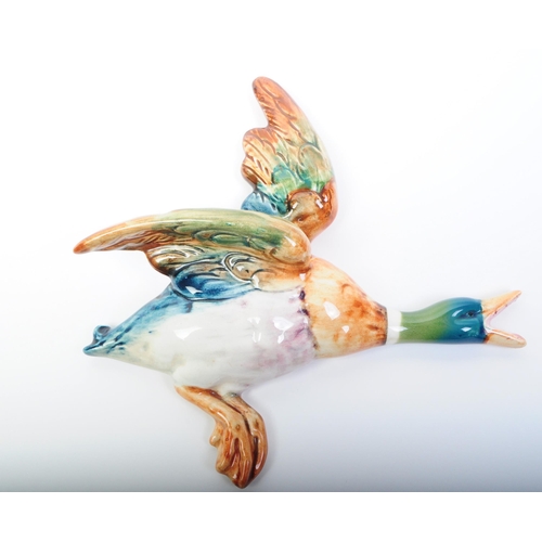 112 - Beswick - A collection of vintage 20th century Beswick ceramic flying duck wall decorations. Each of... 