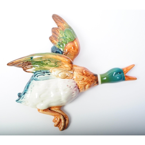 112 - Beswick - A collection of vintage 20th century Beswick ceramic flying duck wall decorations. Each of... 