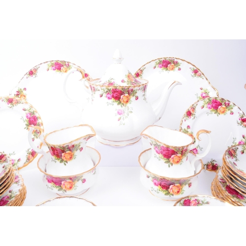 119 - Royal Albert - Late 20th century Old Country Roses bone china tea service to include tea cups, sauce... 