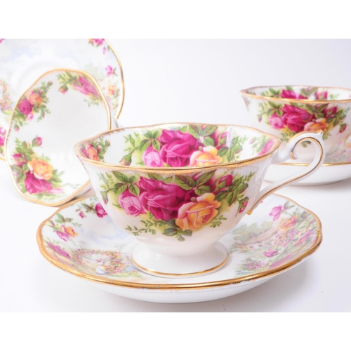 162 - Royal Albert - Late 20th century Old Country Roses bone china tea cups and saucers. Comprised of six... 