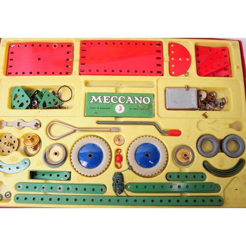 231 - Meccano - 1961 Outfit number three 'Electric Crane Truck' engineering model construction playset. Ho... 